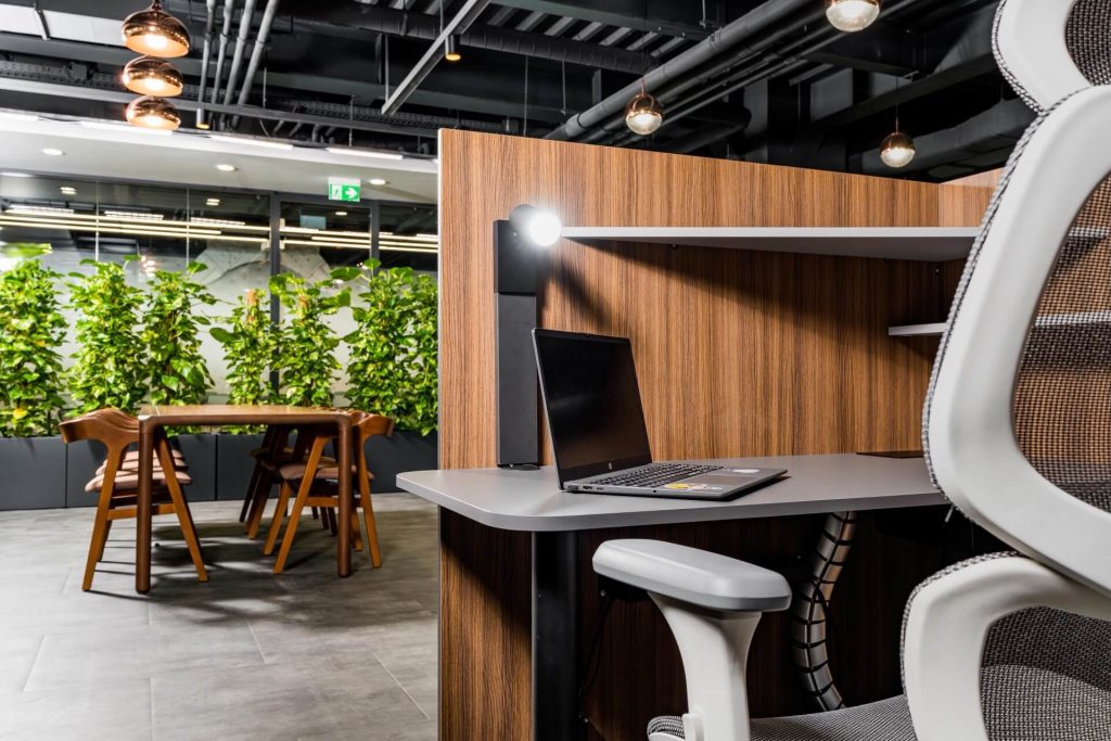 The Office Gets Smaller – But Smarter